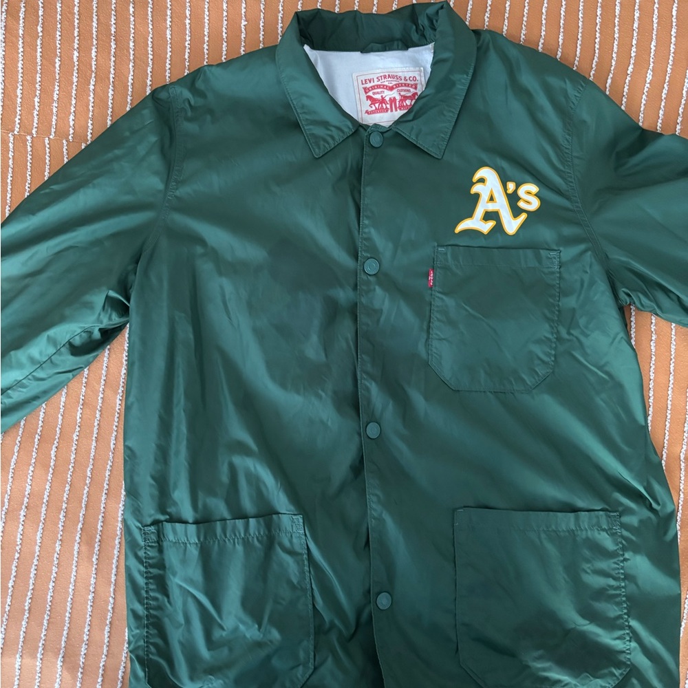 Early 2000’s Oakland athletics coach’s jacket